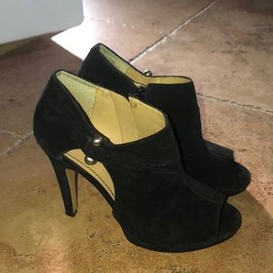Nine West peep toe heeled booties